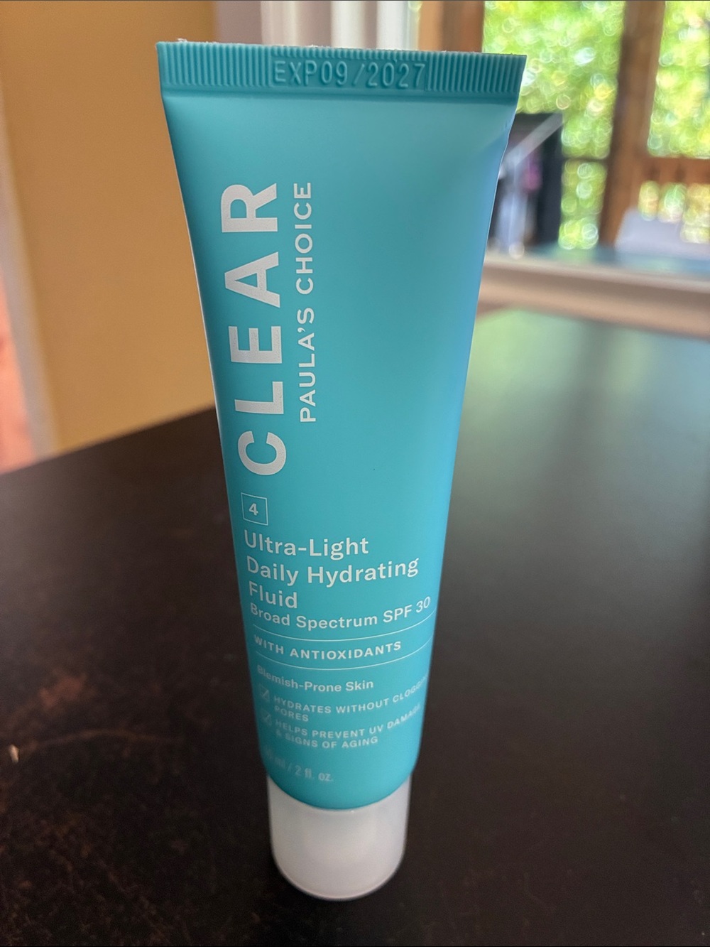 Paula's Choice CLEAR Ultra-Light Daily Hydrating Fluid - Turquoise